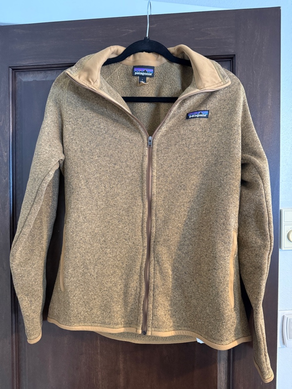 Patagonia Tan/Brown Full-Zip Fleece Jacket